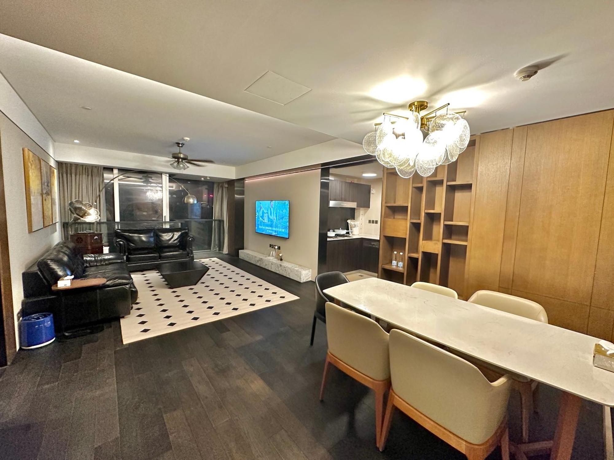 Apartment Zhome-luxury Three-bedroom Suite-near The Bund