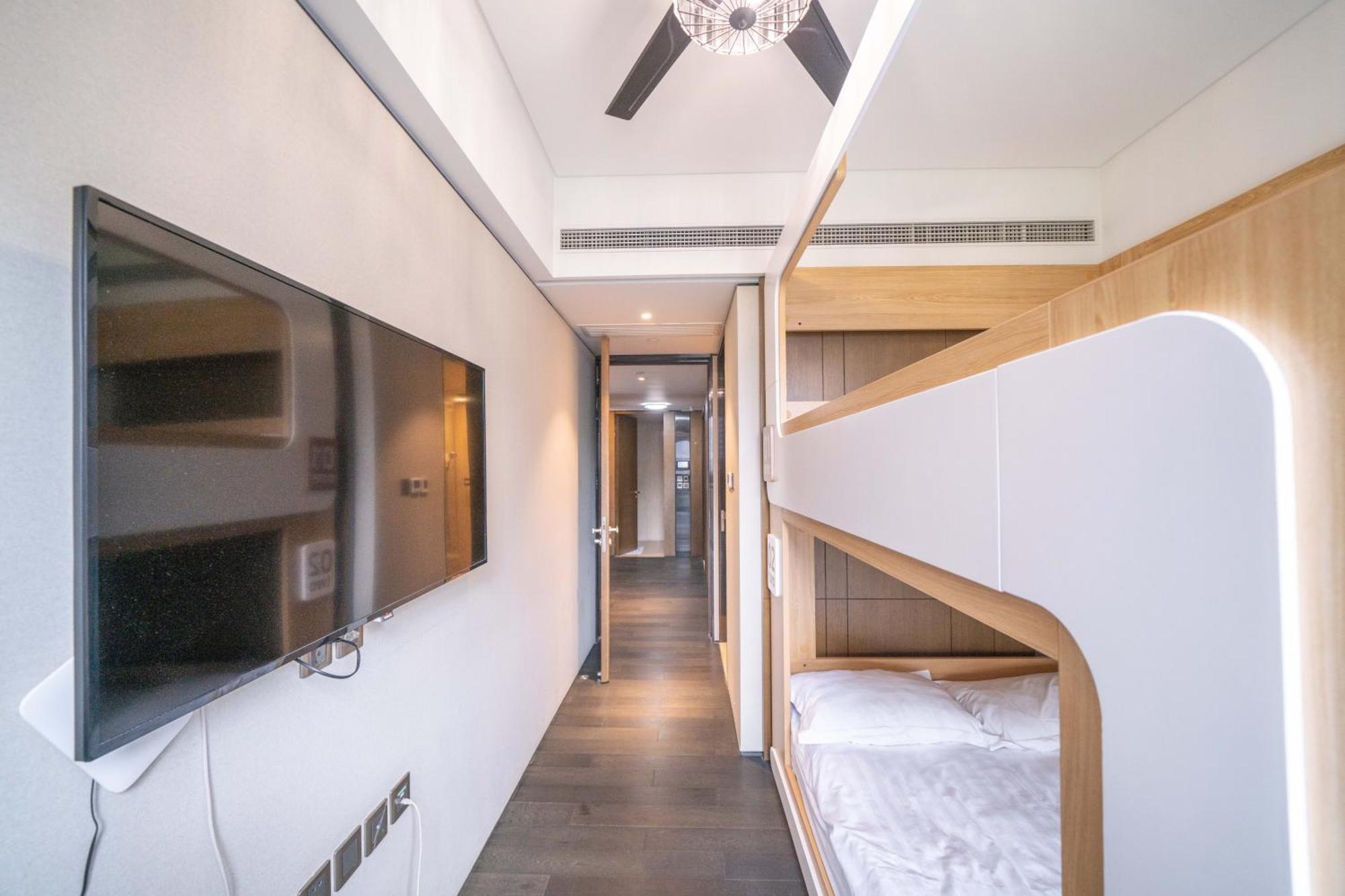 Zhome-luxury Three-bedroom Suite-near The Bund *