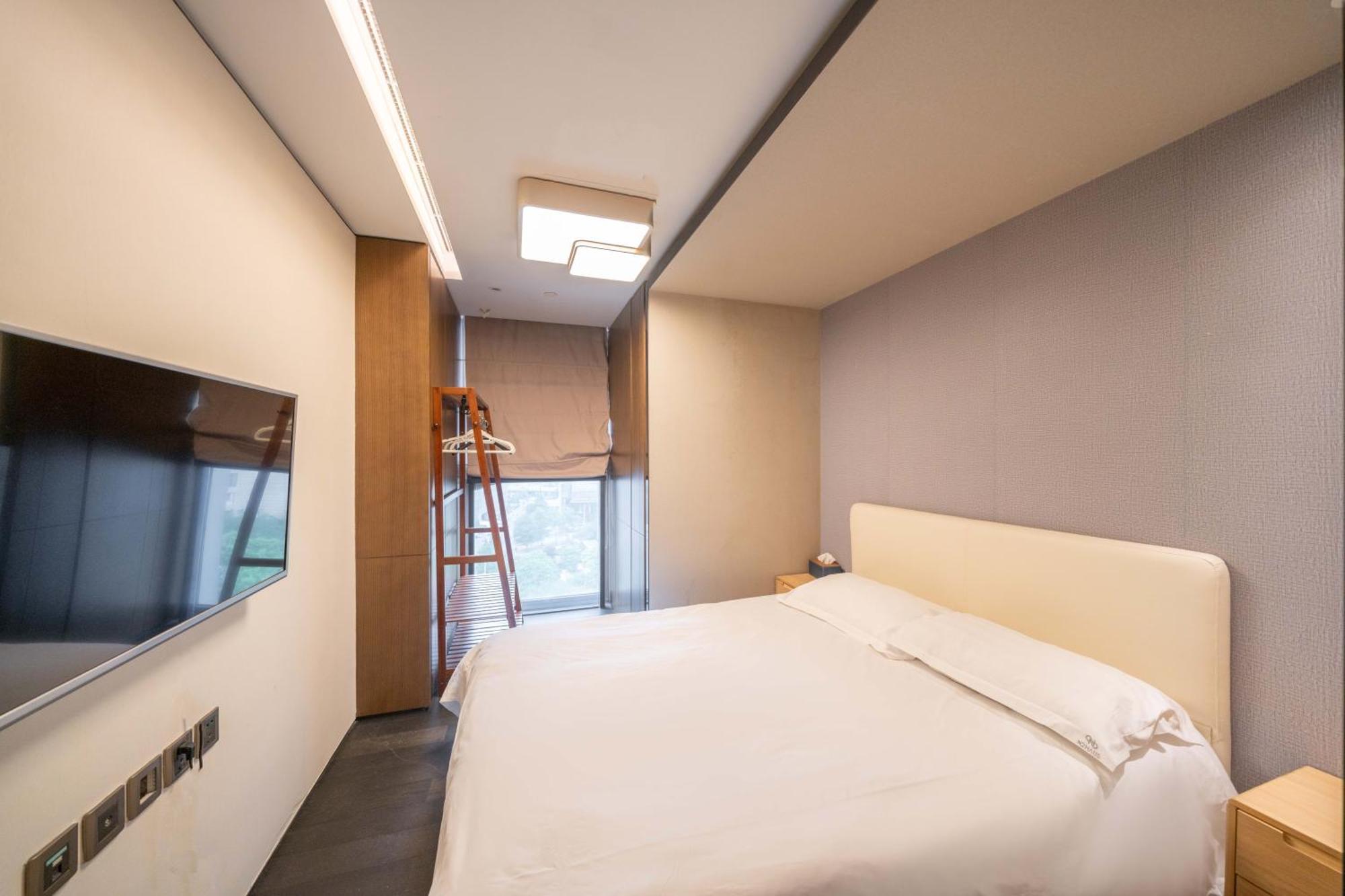 Zhome-luxury Three-bedroom Suite-near The Bund