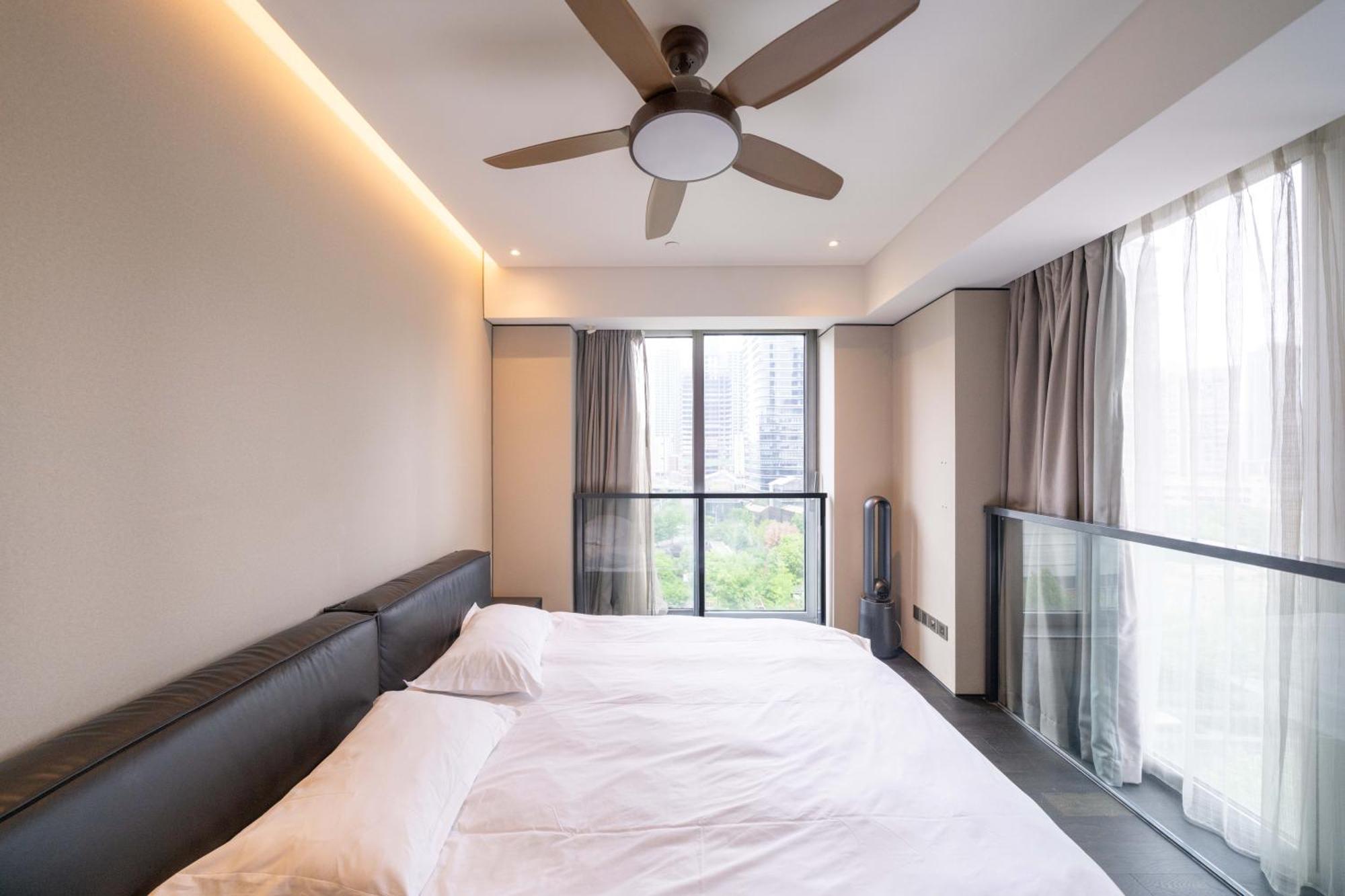 Apartemen Zhome-luxury Three-bedroom Suite-near The Bund