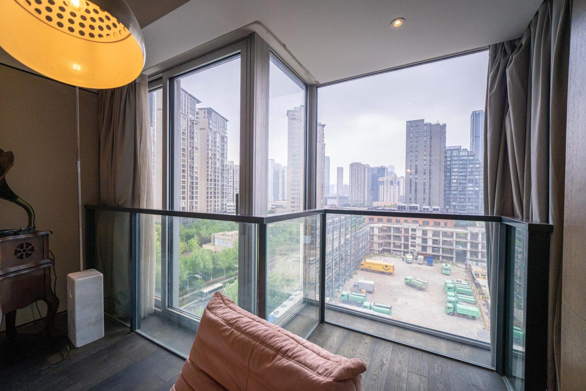 Zhome-luxury Three-bedroom Suite-near The Bund Shanghai